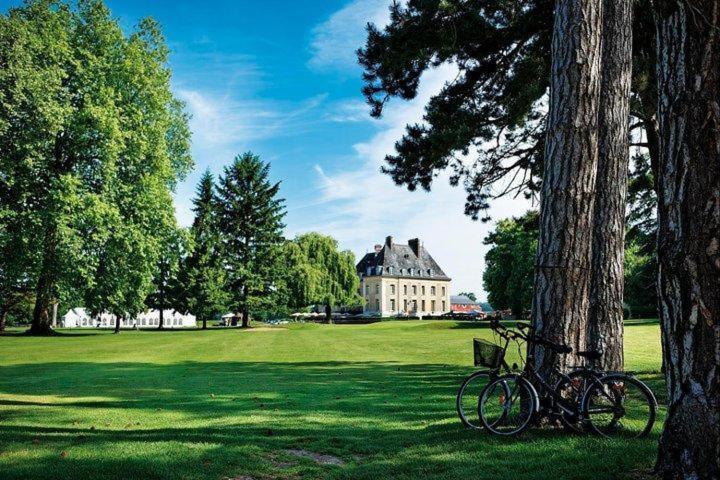 Chateau De Bertichères Chaumont-en-Vexin Exterior foto