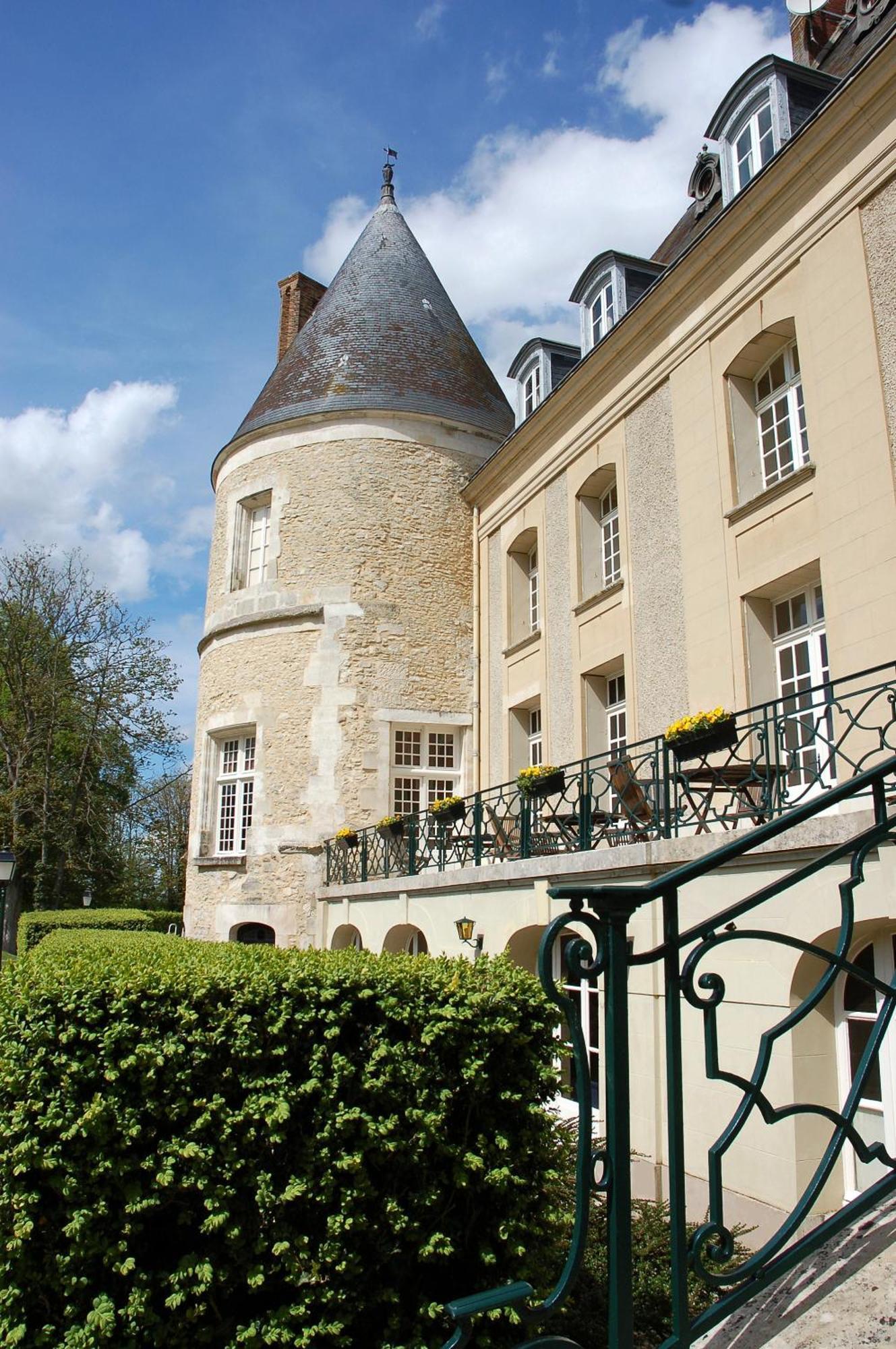 Chateau De Bertichères Chaumont-en-Vexin Exterior foto